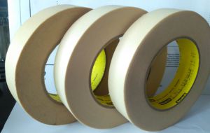 绝缘胶带（insulated rubber tape）专指电工使用的用于防止漏电